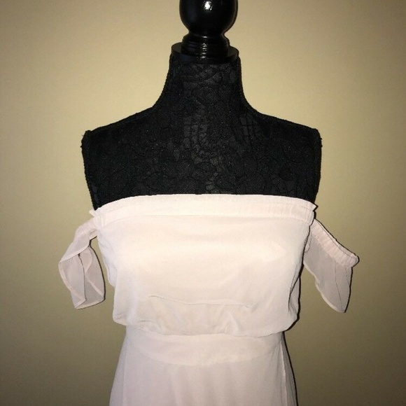 NEW Express Chiffon Ruffle Off The Shoulder Maxi D - Picture 3 of 5